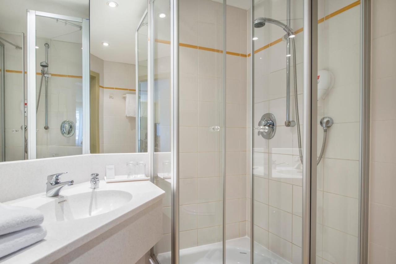 Hotel Schloss Schweinsburg Neukirchen-Pleisse Екстер'єр фото