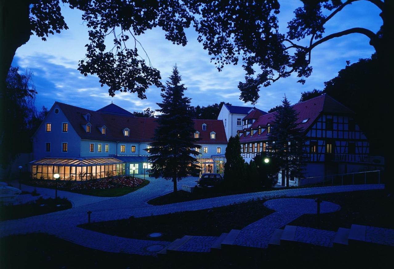 Hotel Schloss Schweinsburg Neukirchen-Pleisse Екстер'єр фото