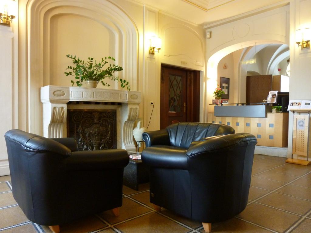 Hotel Schloss Schweinsburg Neukirchen-Pleisse Інтер'єр фото